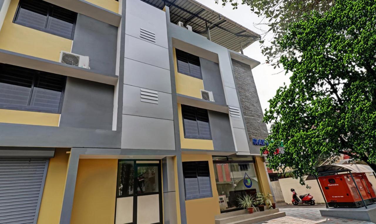 Itsy Hotels Rain Tulsi Stayz, Palarivattom Junction Kochi Exterior foto